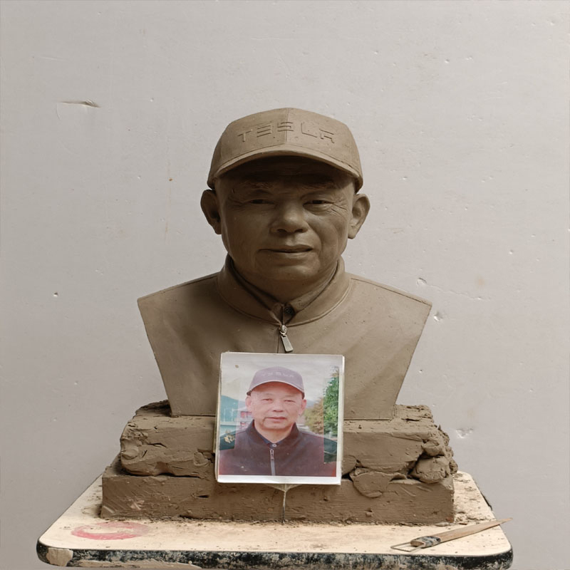 تمثال بورتريه برونزي مخصص