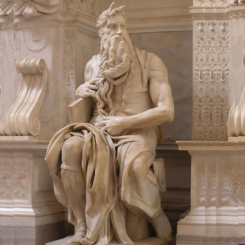تمثال بشري كلاسيكي من الرخام يجلس