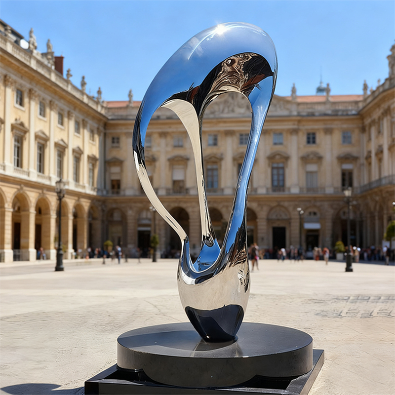 تمثال من الفولاذ المقاوم للصدأ مصقول بالمرآة